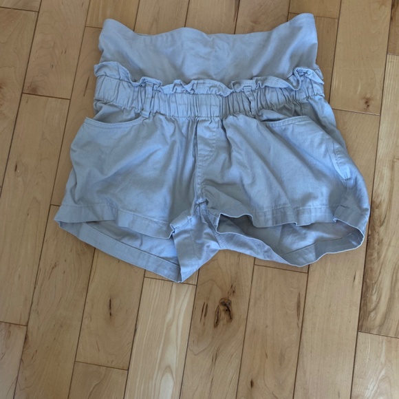 Bundle of maternity shorts - Picture 3 of 3